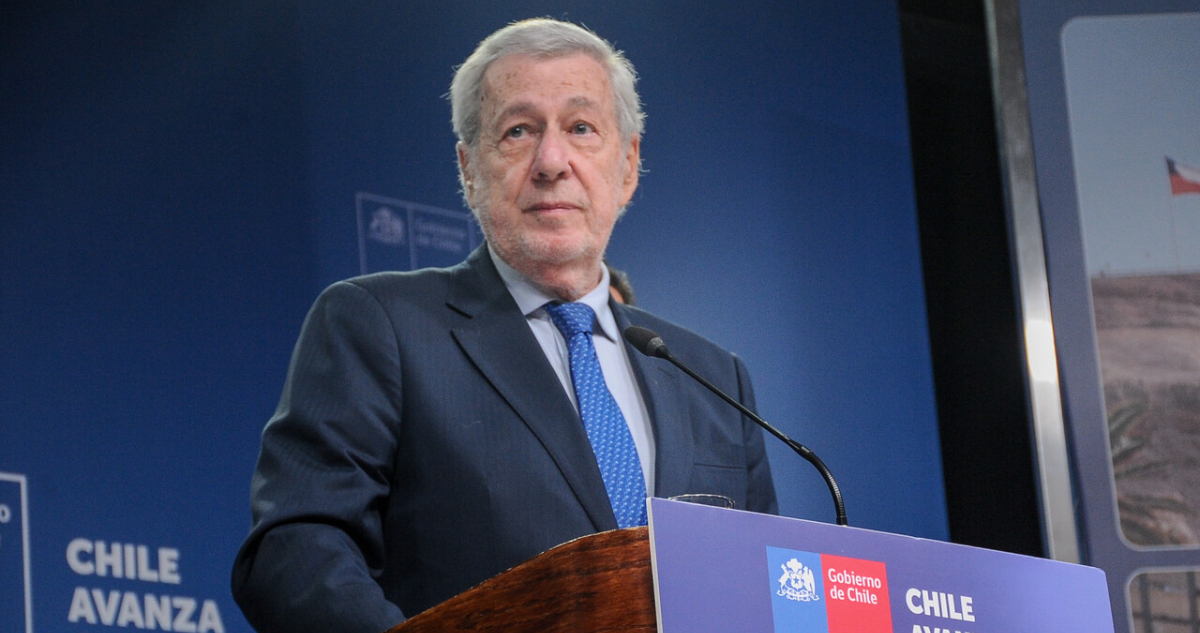 Van Klaveren confirma eliminación de beneficio escolar para hijos de diplomáticos: “Lo lamentamos”