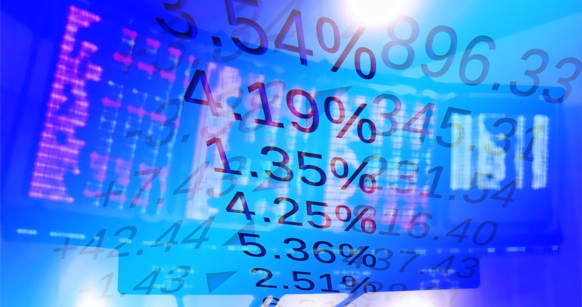 Wall Street abrió mixto ante incertidumbre por problemas de los bancos regionales con los créditos