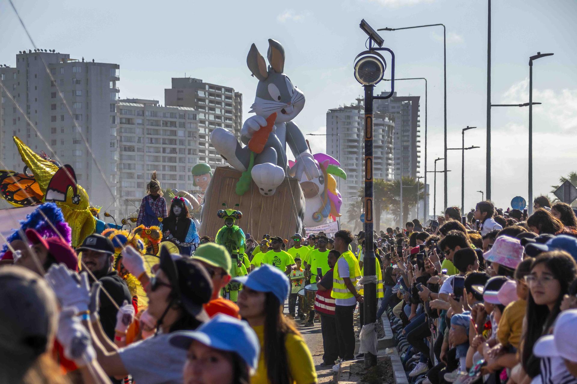Confirman fecha del Paris Parade 2025: revisa el recorrido y personajes que estarán en el desfile
