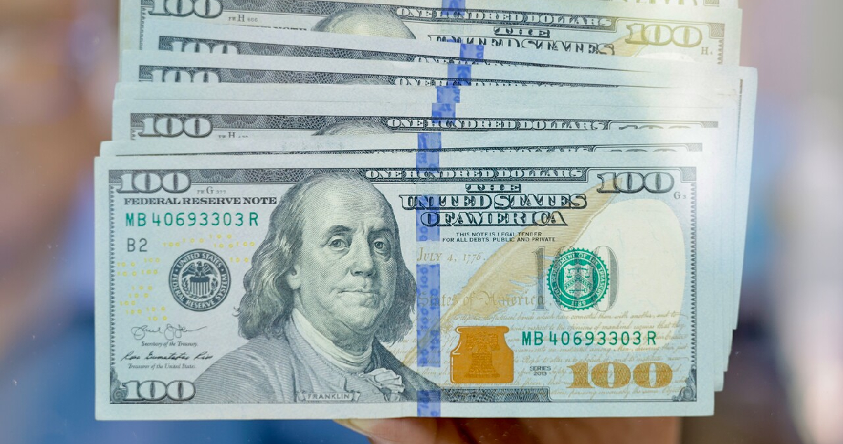 El repunte del cobre apoya al peso chileno frente al dólar que pierde el nivel de $960