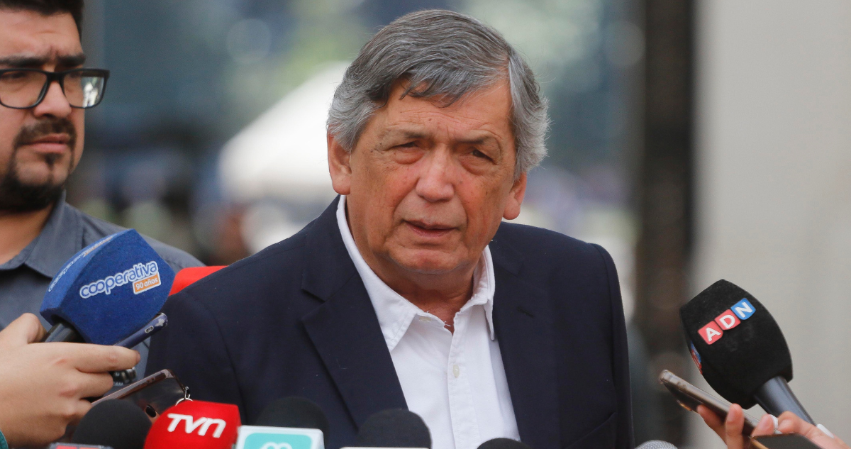 Carmona no descarta que el PC respalde una AC contra Pardow: “Tiene que ser vista en su mérito”