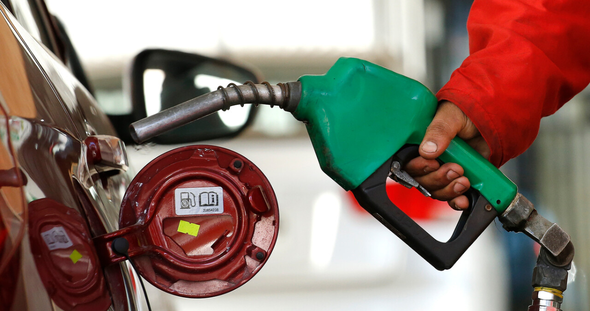 Casi todos los combustibles suben de precio y el diésel lidera las alzas según la Enap