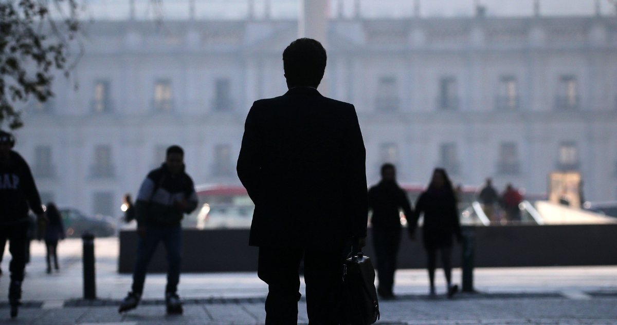 Alberto Mayol afirma que Chile No se cae a pedazos porque aún hay estructura y resiliencia