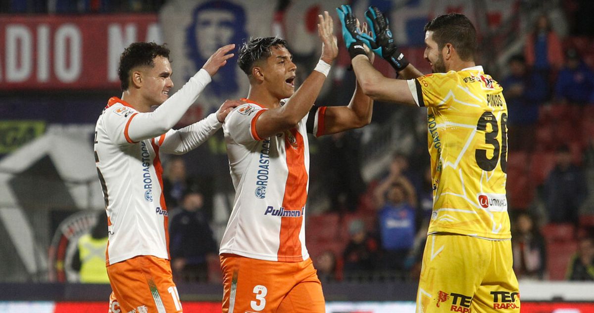 Cobresal salió a defenderse tras demanda del argentino Franco García.