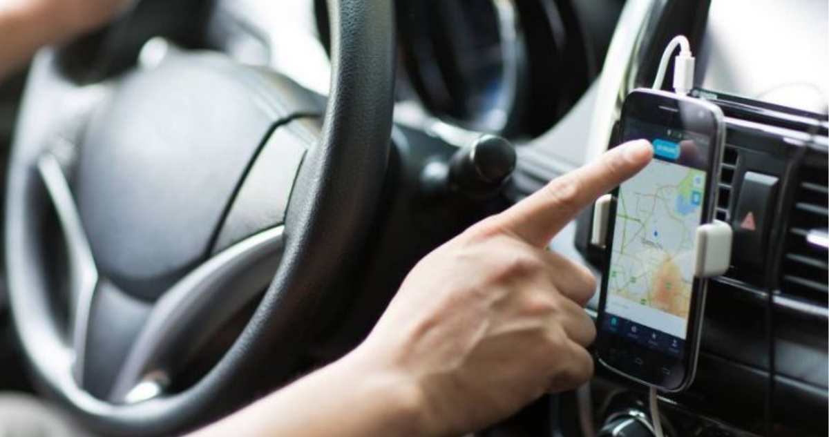 Chofer de aplicación habría mostrado fotos de sus genitales a adolescente de 14 años en Punta Arenas