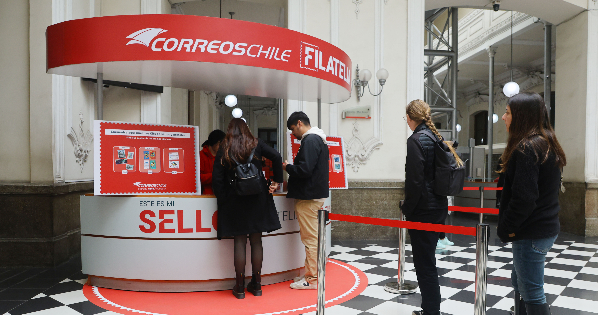 CorreosChile concreta despido de 600 funcionarios y sindicato arremete y culpa al Gobierno