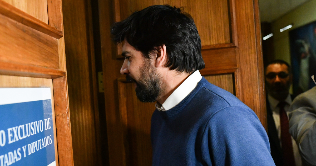 Corte aprueba desafuero de diputado Joaquín Lavín León