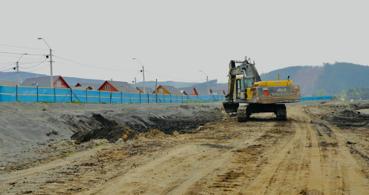 Paralizan rellenos en humedal Escuadrón de Coronel tras multas de municipio: empresa no tenía permisos