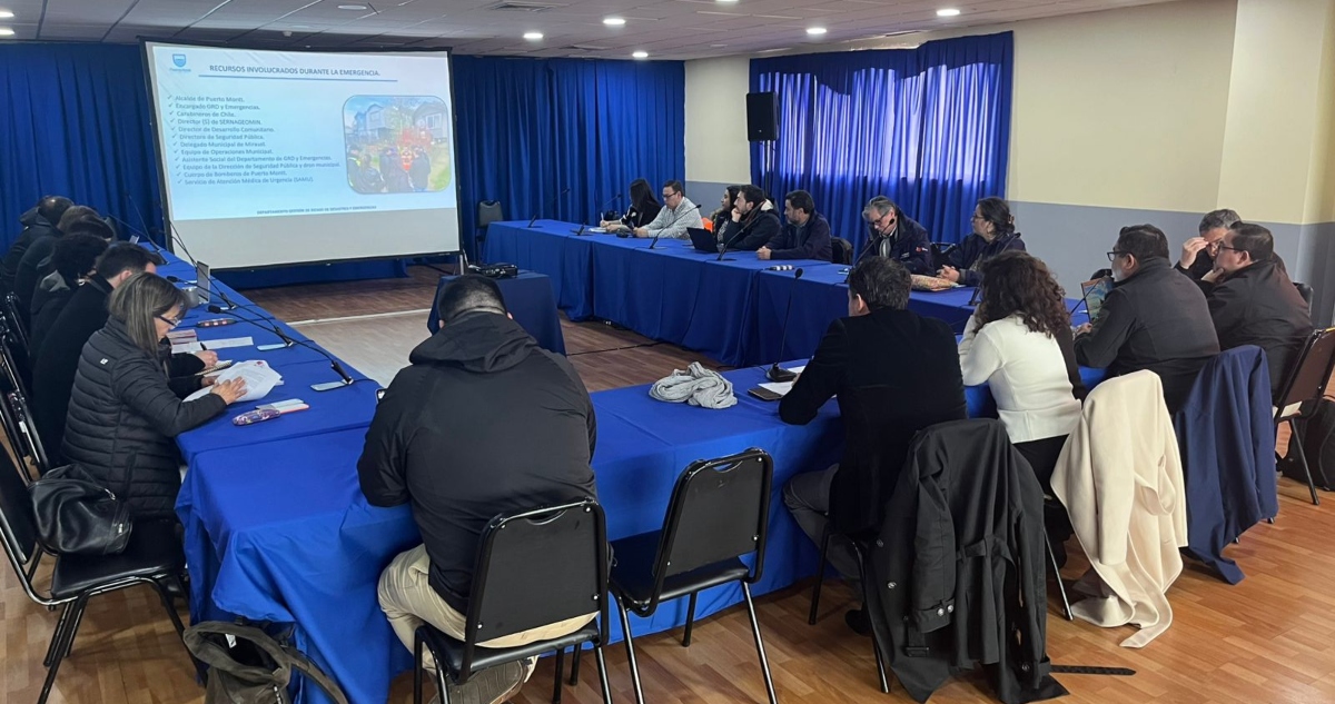 Deslizamiento de tierra en población Padre Hurtado de Puerto Montt