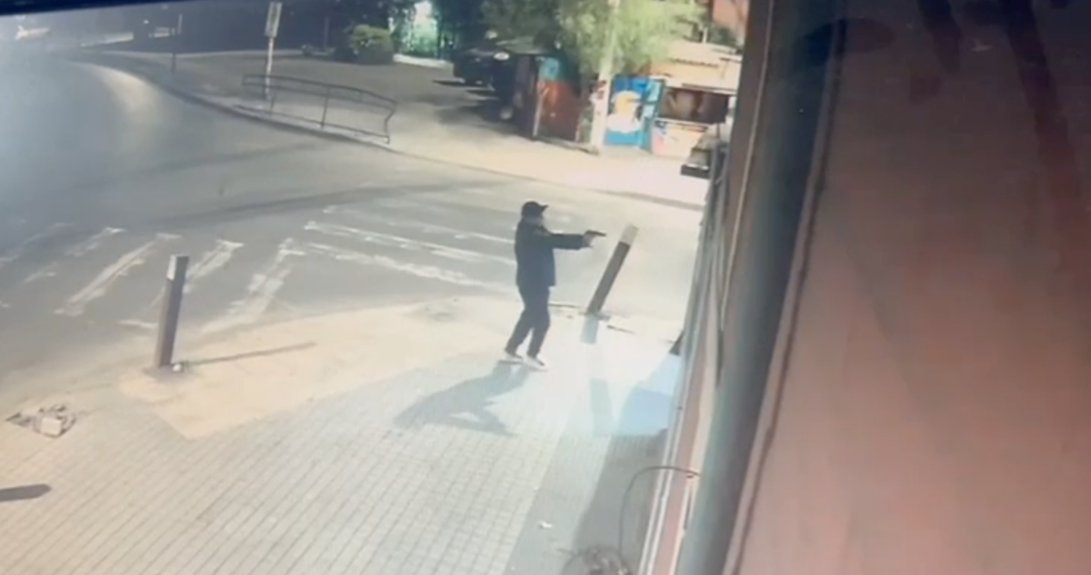 Dos detenidos por disparos en el “Barrio Chino” de Lo Espejo: vecinos acusan constantes balaceras