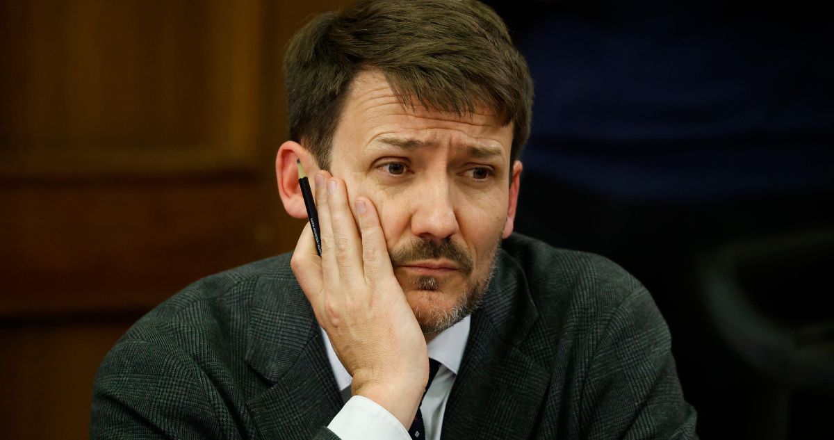 La caída de Pardow: Ministro de Energía renuncia tras escándalo por error de cálculos en tarifa de luz