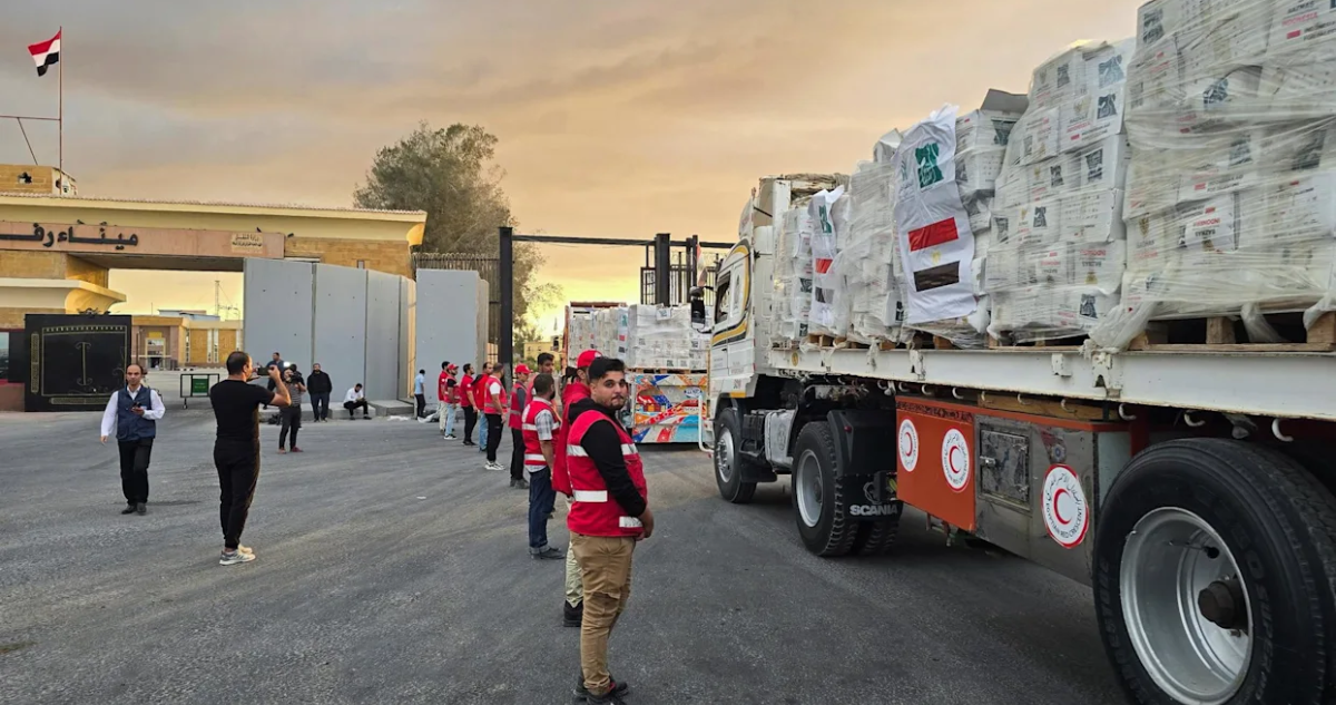 Empieza a entrar ayuda humanitaria a Gaza desde Egipto