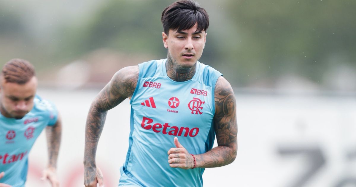 Erick Pulgar alista su vuelta a las canchas con Flamengo.