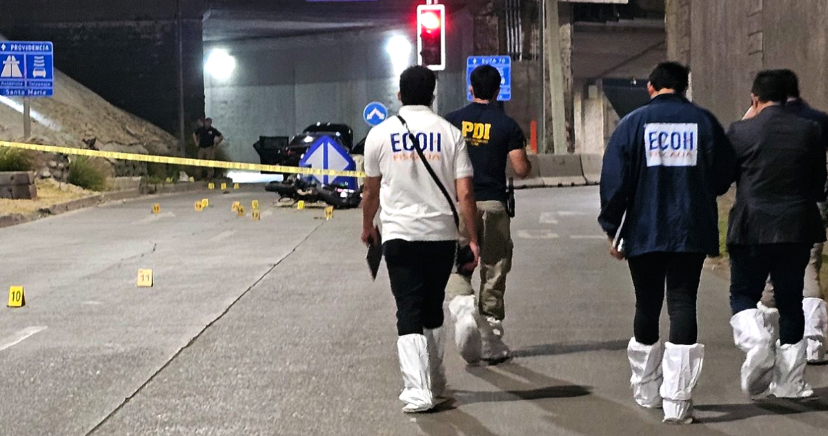 Fiscal ECOH revela detalles del homicidio en Huechuraba: 4 ocupantes de auto abordados por 2 motos