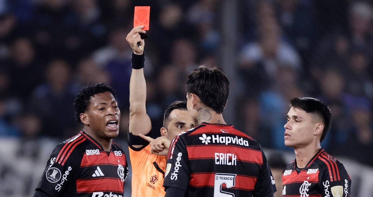 Pulgar a la final de Libertadores: Flamengo empató ante Racing con un jugador menos y va por la gloria