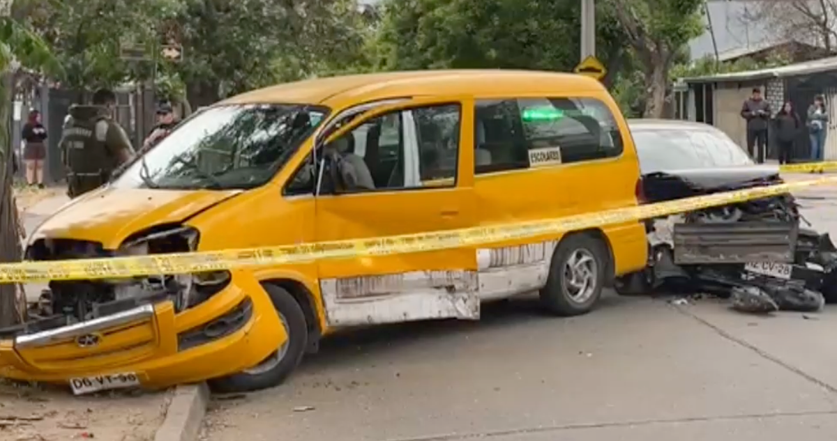 Seis niños afectados deja colisión protagonizada por furgón escolar en Conchalí