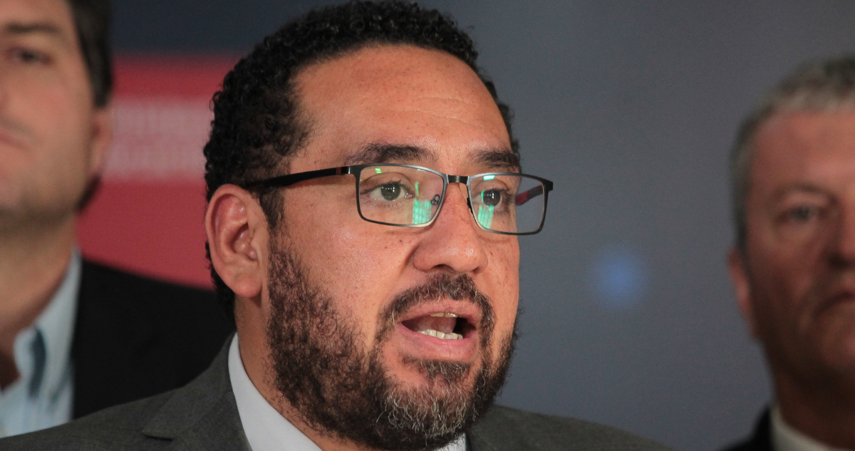 Gobierno asegura que quien apuñaló a escolar afuera de liceo en Viña no pertenece al establecimiento