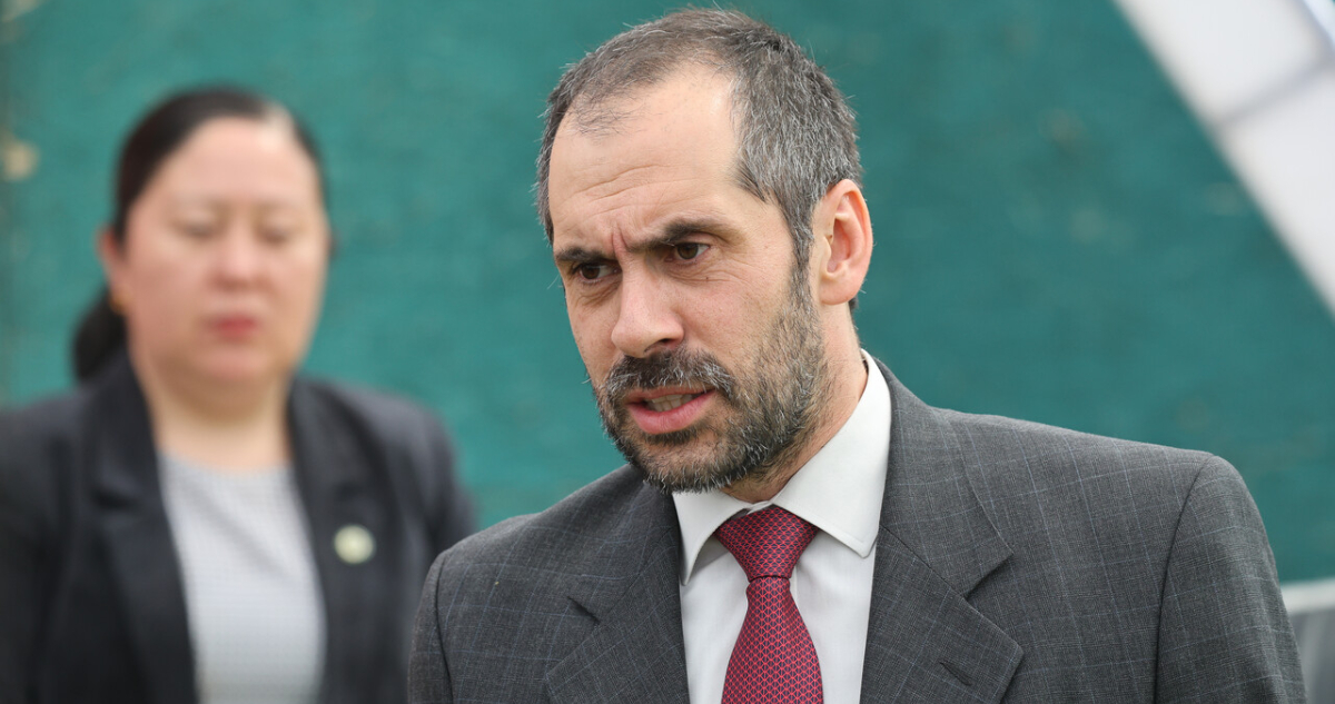 Grau sentencia que “no es cierto” la contratación de 100 mil funcionarios públicos en el Gobierno