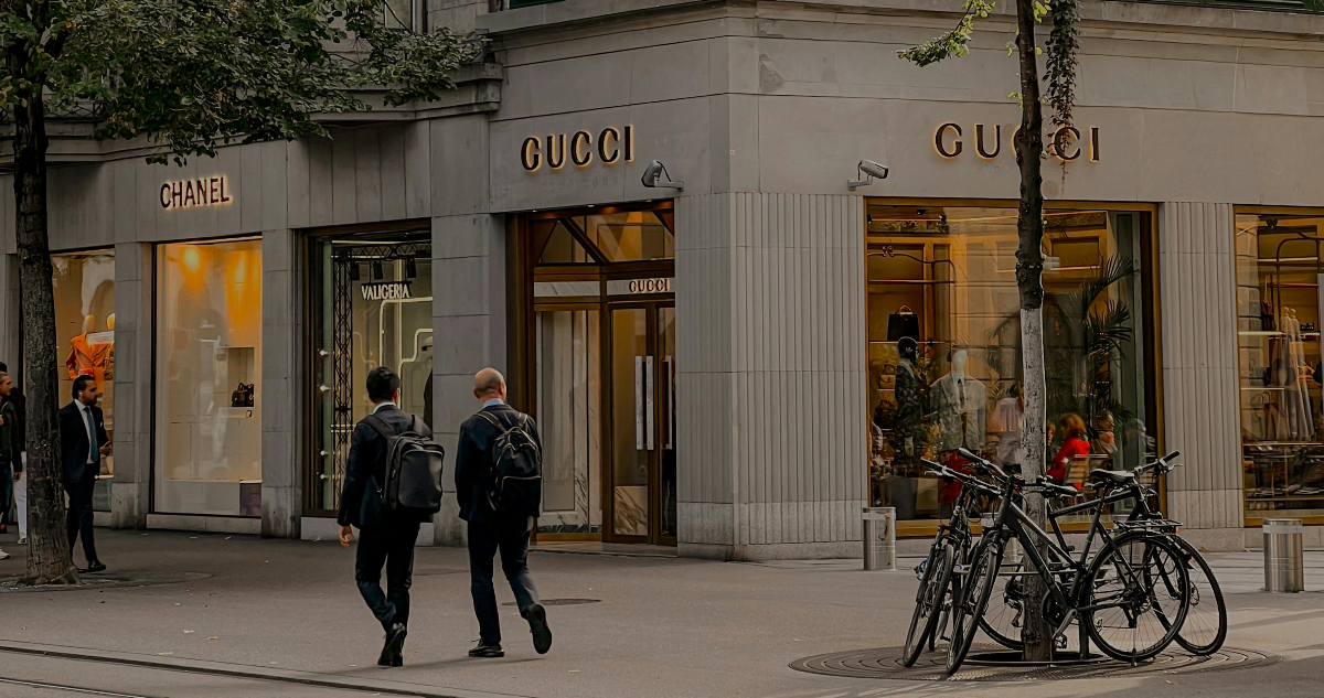 Colusión de lujo: Multan a Gucci y otras dos casas de moda en Europa por manipular los precios