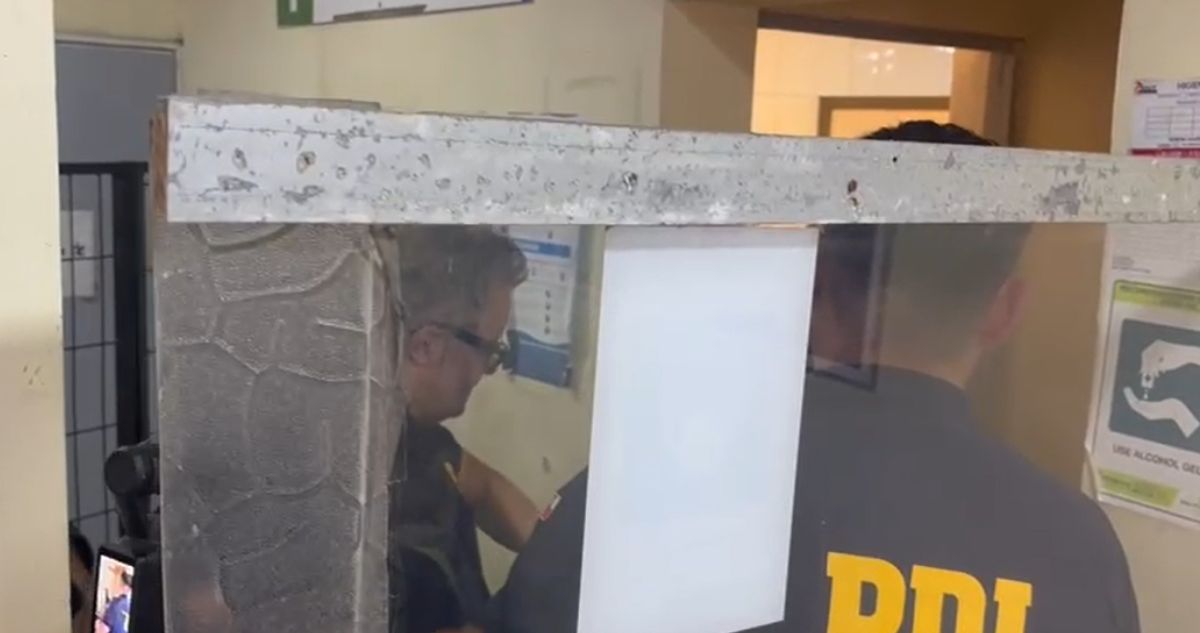 Encuentran feto en baño del terminal de Iquique