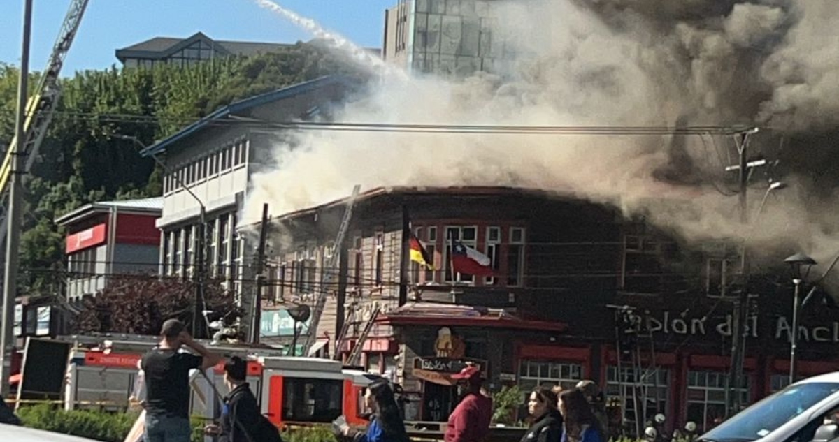 Incendio en restaurante de Puerto Montt