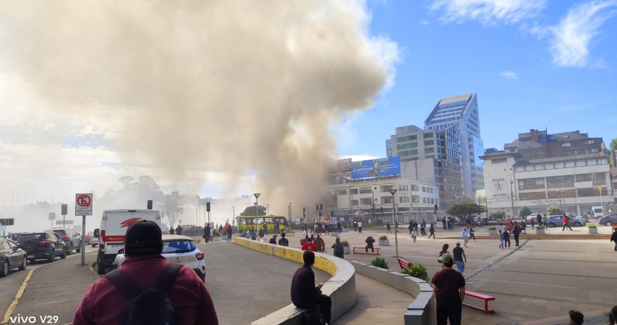 Gran incendio en restaurante de Puerto Montt