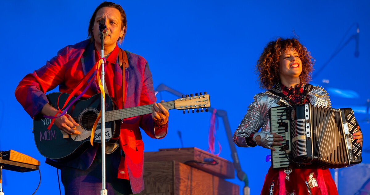 Integrantes de Arcade Fire anuncian ruptura matrimonial y explican qué pasará con el grupo