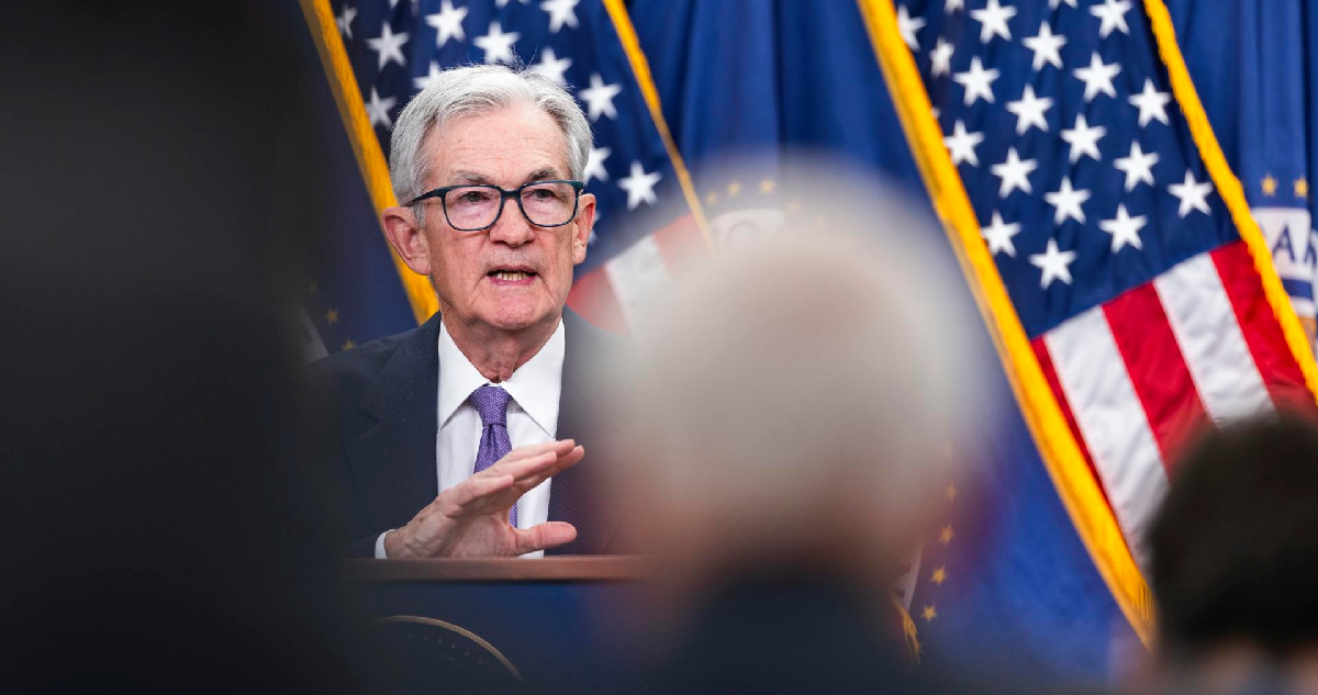Reserva Federal baja los tipos de interés pero dice que no está garantizado otro recorte en diciembre