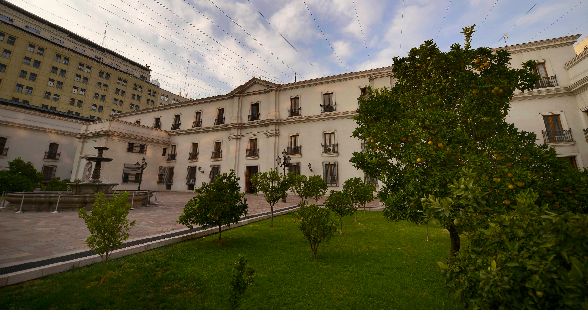 Empresarios se suman a críticas por desempleo y realidad paralela al respecto en el aparato estatal