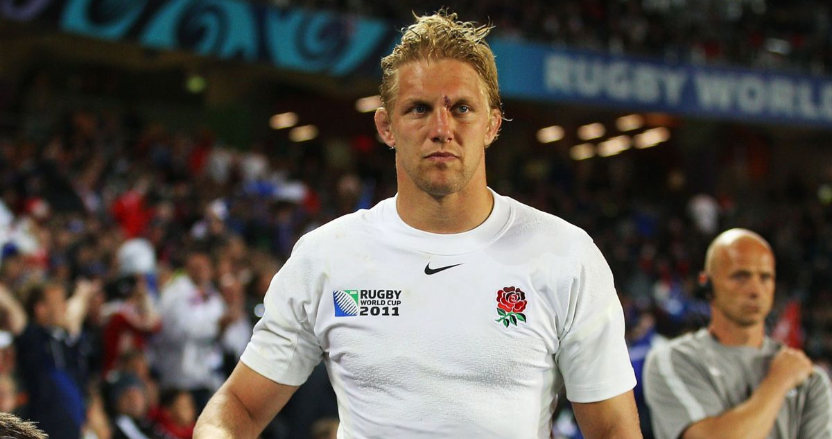Lewis Moody jugando para Inglaterra en el Mundial de Rugby 2011