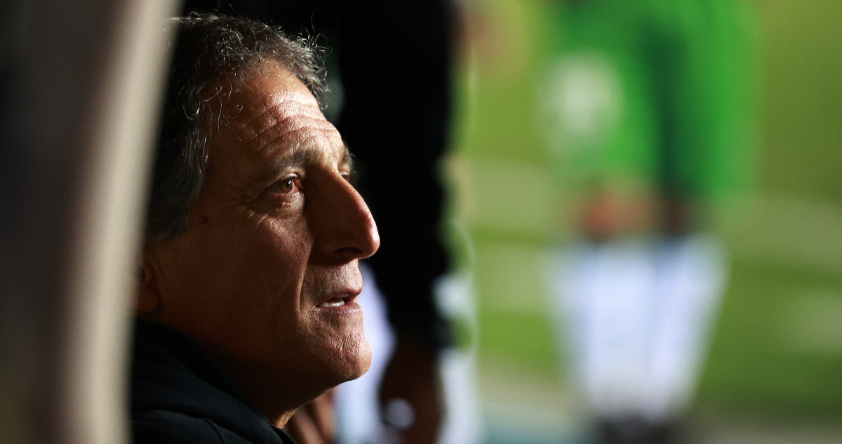 Mario Salas dirigiendo a Deportes Temuco | Photosport