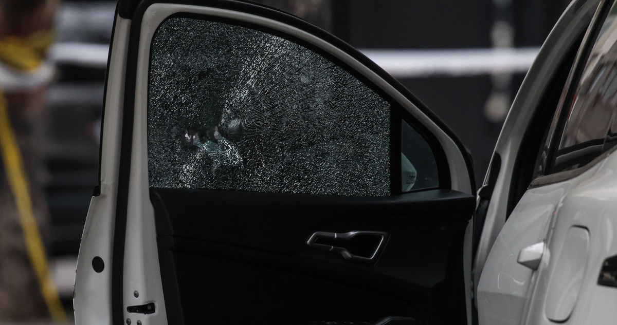 Muere el hombre baleado por funcionario de la PDI tras ataque a vehículo policial en Santiago