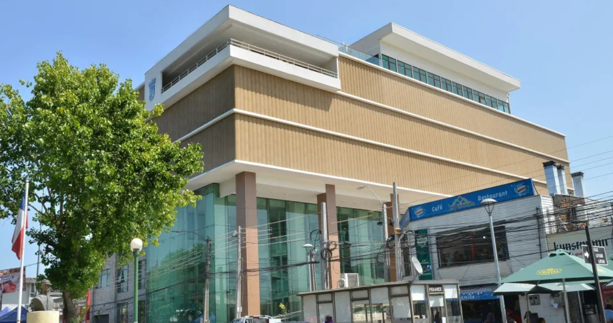 Municipalidad de Coronel suspende de sus funciones a empleado denunciado por supuestas coimas