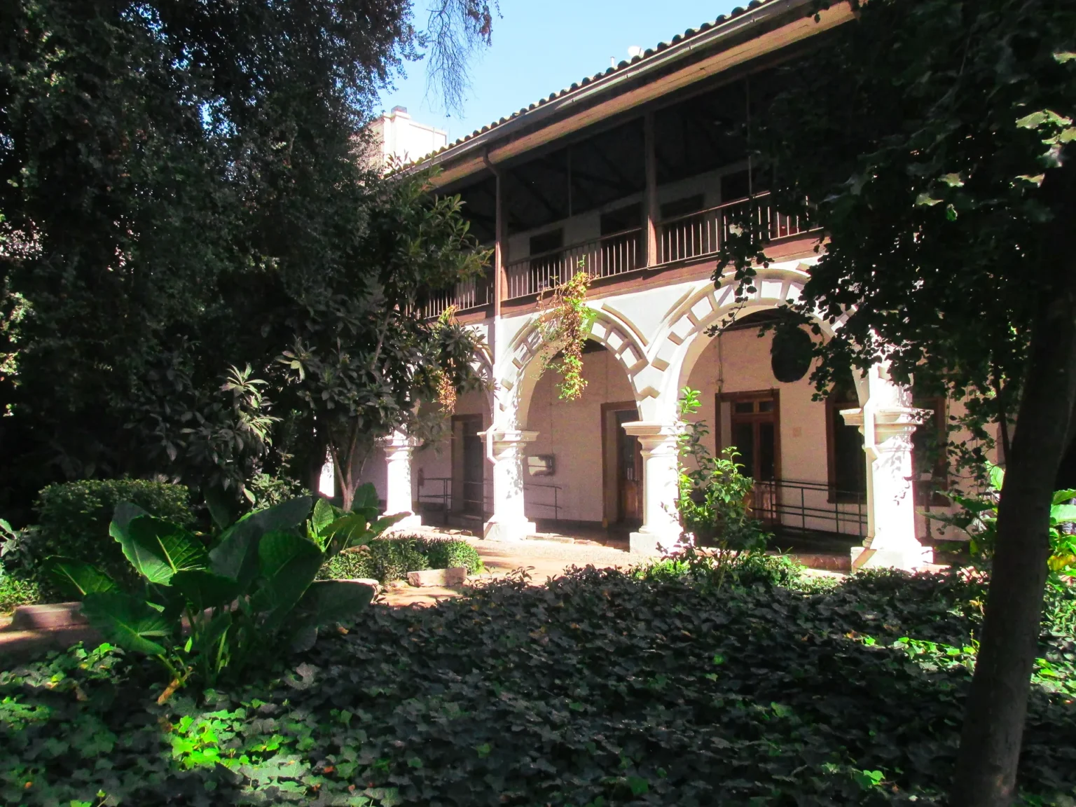 Festival Interno Verde: el evento que te permitirá visitar 20 jardines secretos en Santiago