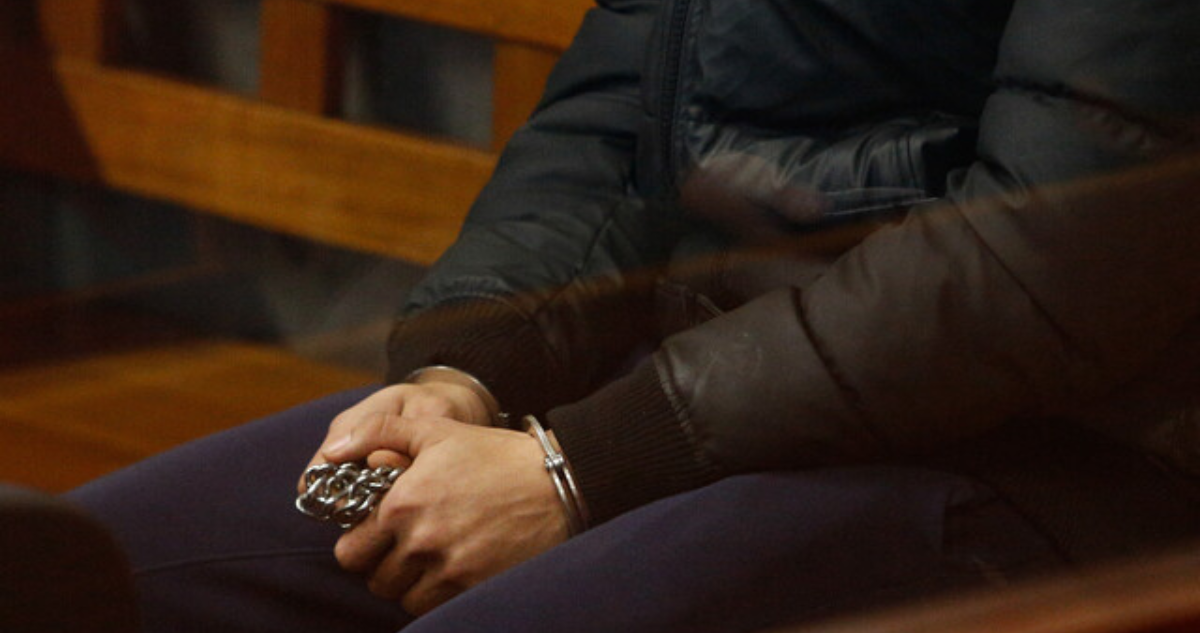 12 años de cárcel para hombre que violó a niña de 13 años a cambio de droga y alimento en Punta Arenas