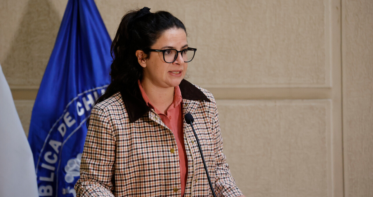 Orellana emplaza a Kast por crítica al proyecto de aborto: “El único voladero de luces es su recorte”