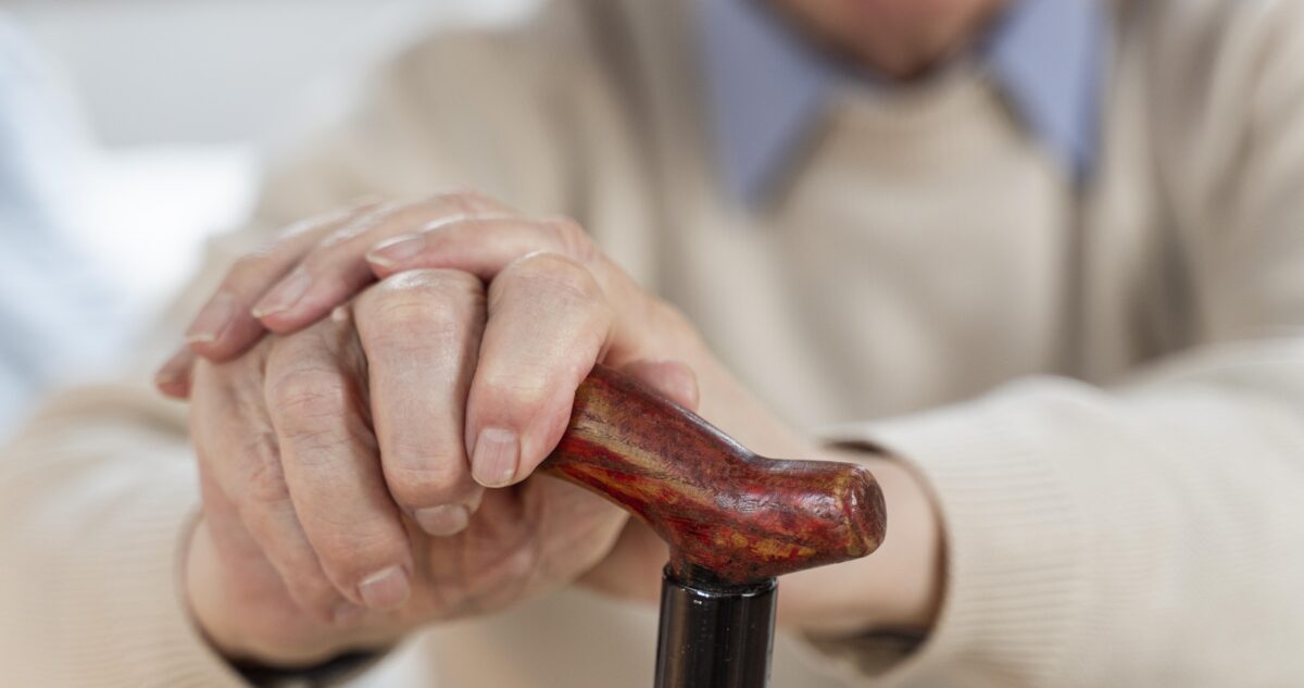 Cuánto pagarían los adultos mayores en contribuciones con proyecto de ley que fija tope según ingresos