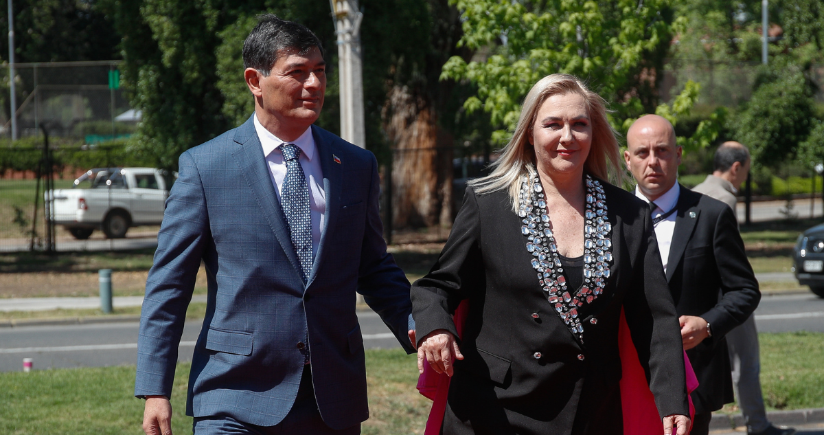 Parisi se alinea con Jiles por nuevo retiro: “Apoyo todas las ideas brillantes de la futura diputada”