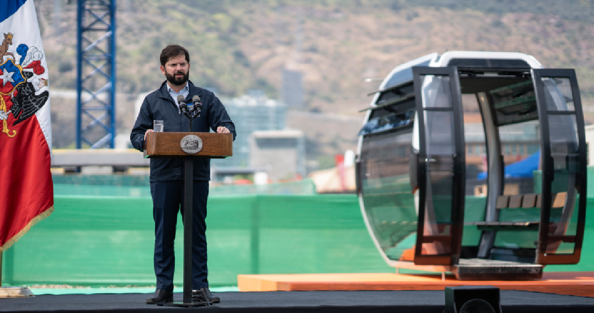 Presidente Boric presenta la Ley de Permisología: promete acelerar tramitación de grandes inversiones