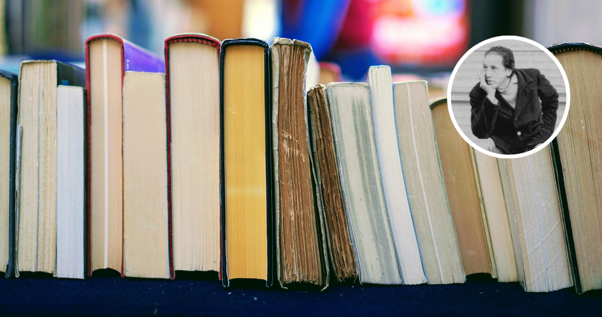 Foto de contexto de libros y de Juan Luis Martínez