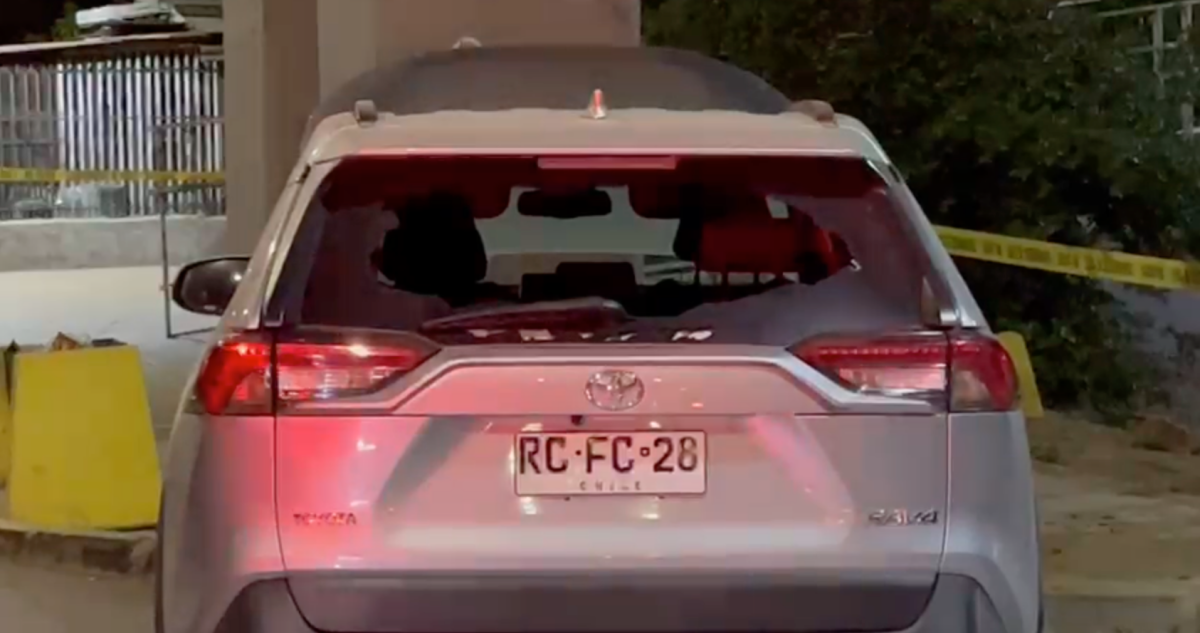 Tres detenidos deja persecución con disparos en Renca: uno de los aprehendidos terminó baleado