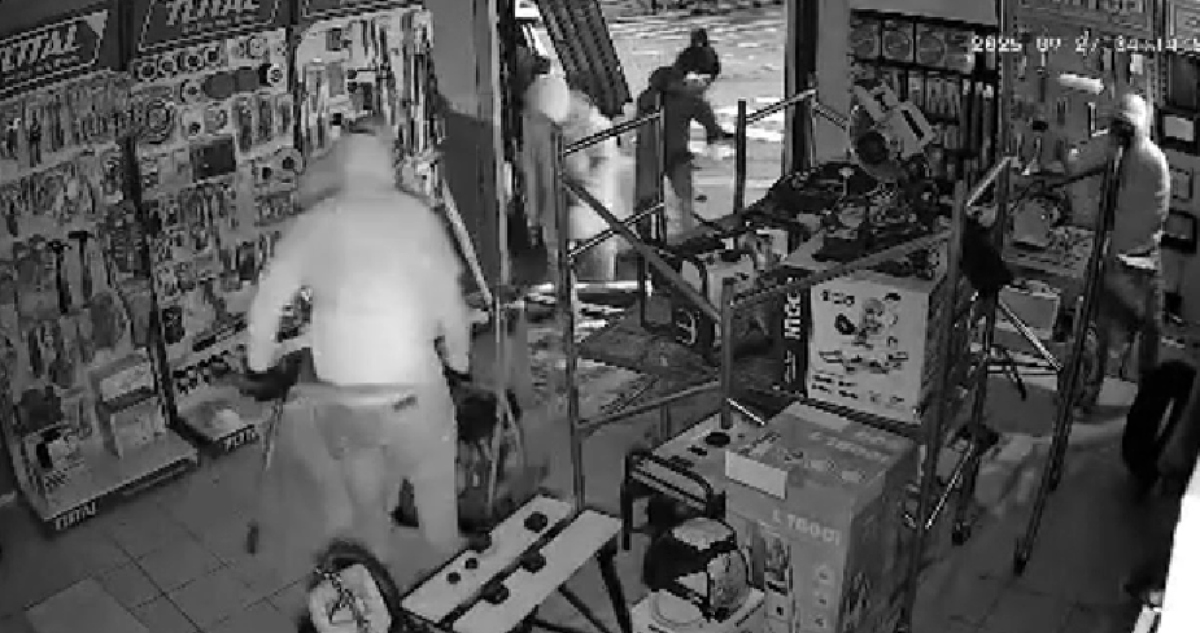 Comerciante cierra ferretería tras sufrir 4 robos en un año