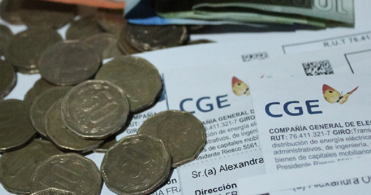 Sernac exige a CGE compensar por errores de medición que terminó en alzas de luz en O’Higgins y Maule