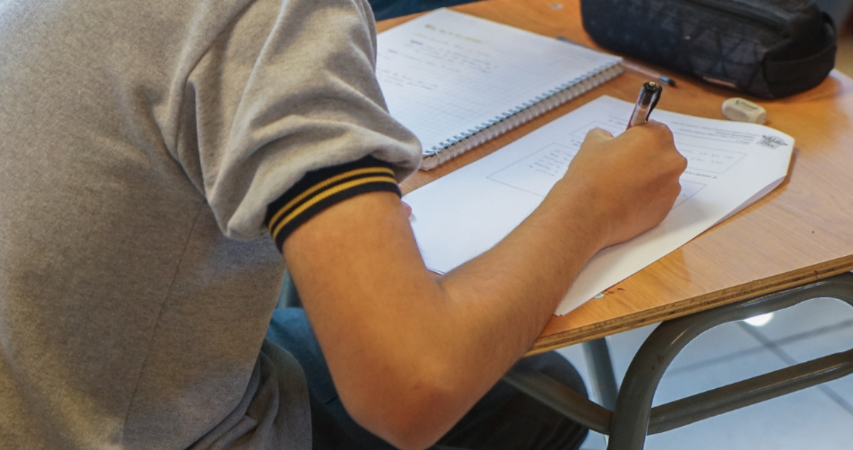 Simce 2025: las reacciones contra el Mineduc por ausencia de examinadores en prueba de octavo básico