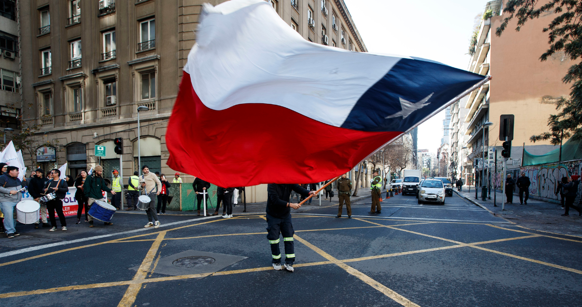 Prestadores de servicios a Bomberos de Los Ángeles paralizan funciones por desacuerdos laborales