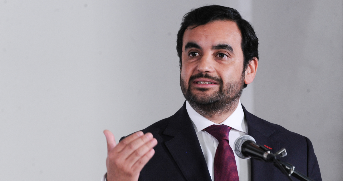 Gajardo niega persecución política en destitución de coronel acusado de filtrar visitas de Mateluna