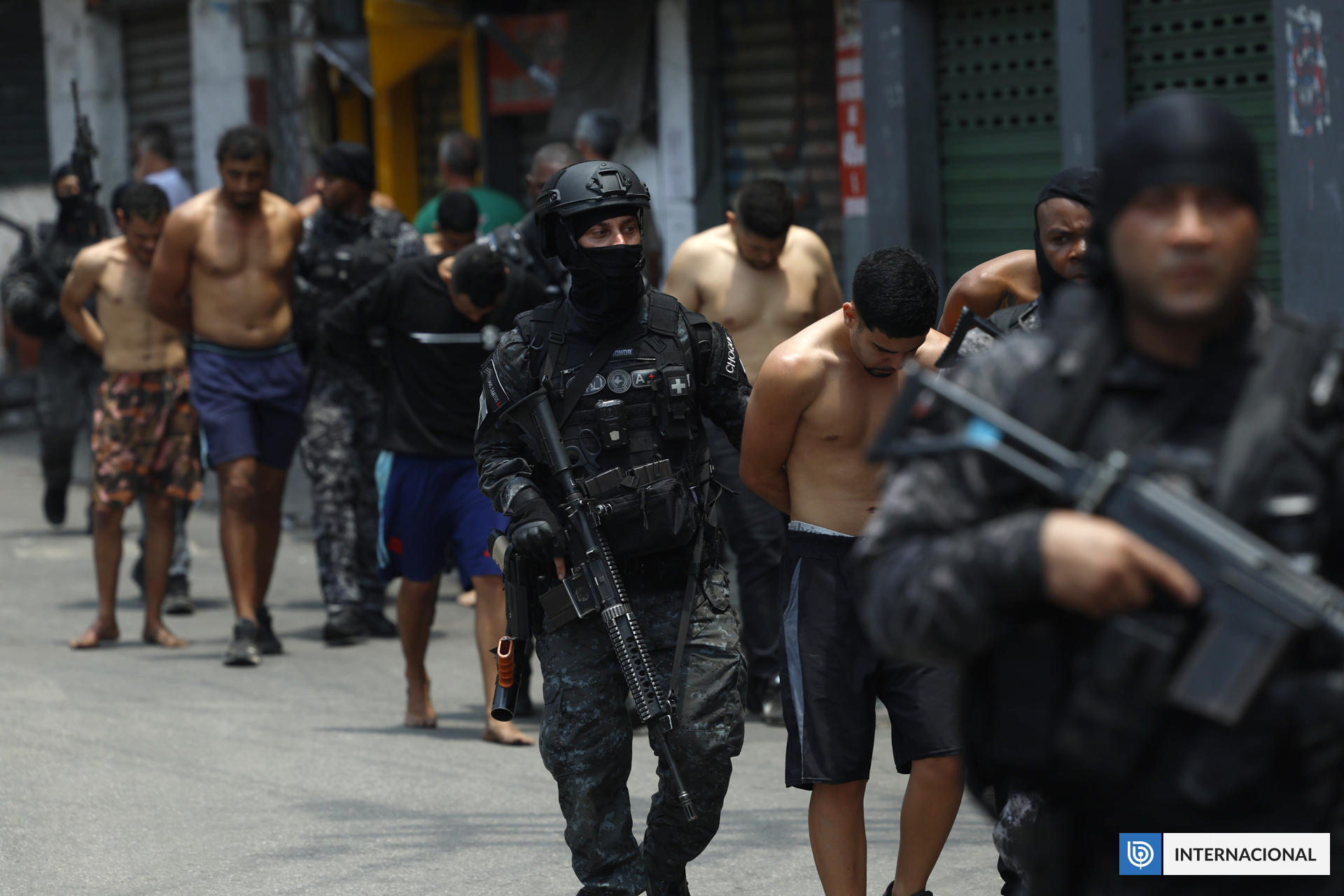 Al menos 60 muertos y 81 detenidos en operativos contra el narcotráfico en favelas de Río de Janeiro