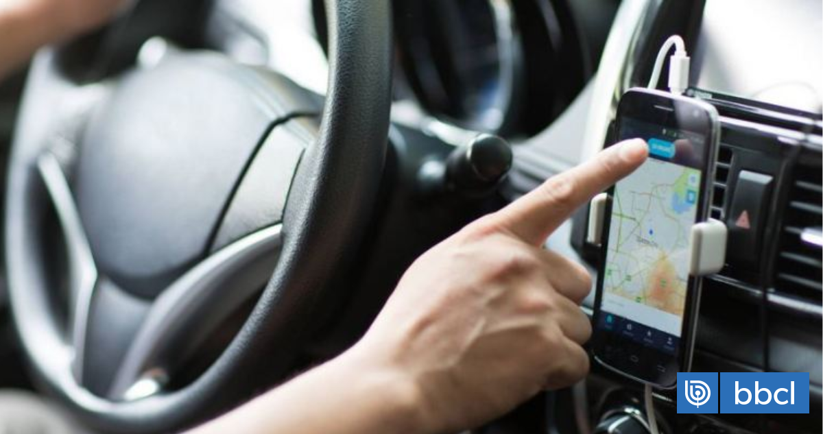 Chofer de aplicación habría mostrado fotos de sus genitales a adolescente de 14 años en Punta Arenas