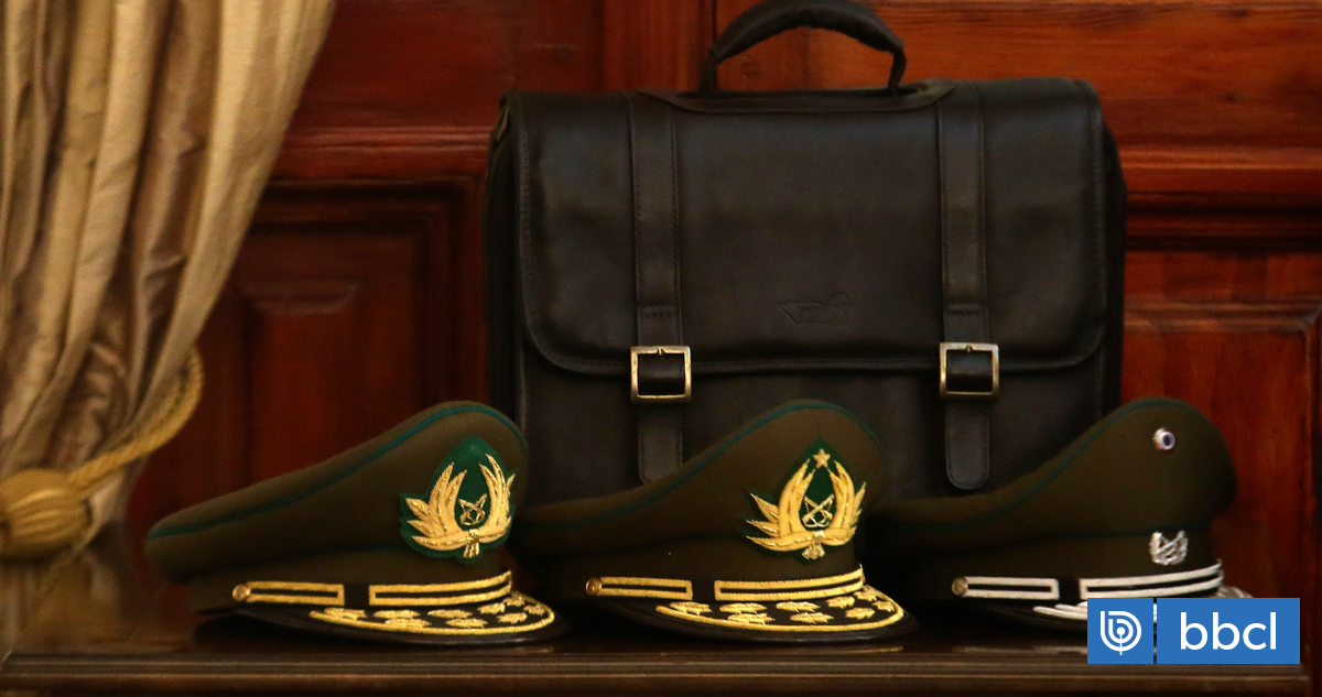 Operación Huracán: comienza fase de alegatos de defensa en juicio por montaje policial.  En esta causa hay 11 acusados, 10 de ellos oficiales y suboficiales de Carabineros y un civil