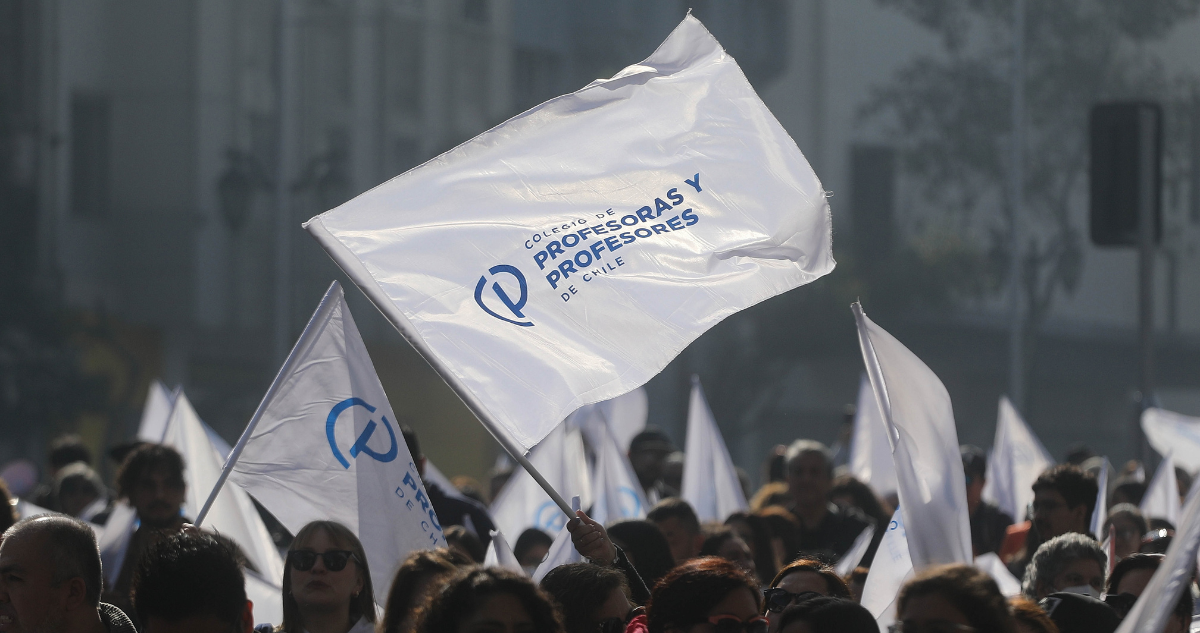 Suprema da razón a profesores y ordena al municipio de Hualper restituir descuentos por paralización